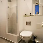 Apartment Flat With Cobbled Courtyard In
