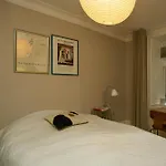 Apartment Flat With Cobbled Courtyard In